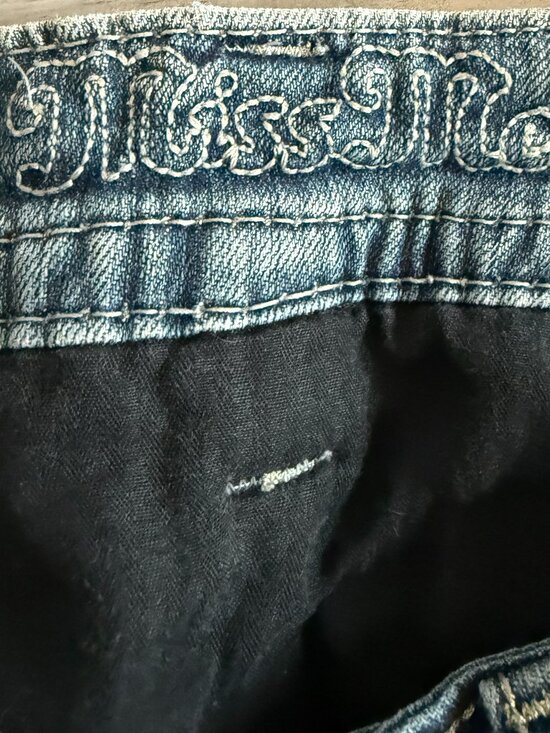 Miss Me Women's 28 Signature Boot Sequins and Bling Blue Jeans - Picture 6 of 12